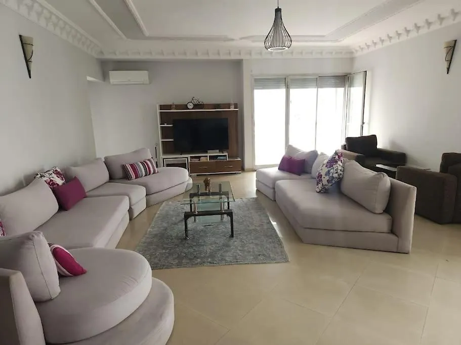 Elegant Appartement De 2 Chambres Sur Bd Anfa Casablanca Apartamento